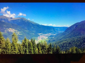 Stupendo attico con vista,sulle piste,top x sciare Folgarida